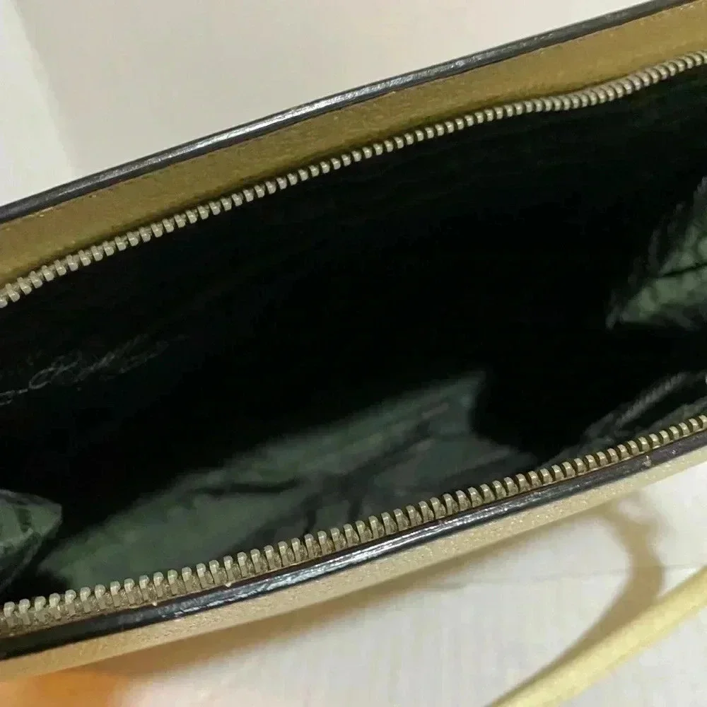 Prada  vintage beige cream leather handle handbag